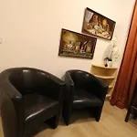 Studio In Floridsdorf Area Pr8